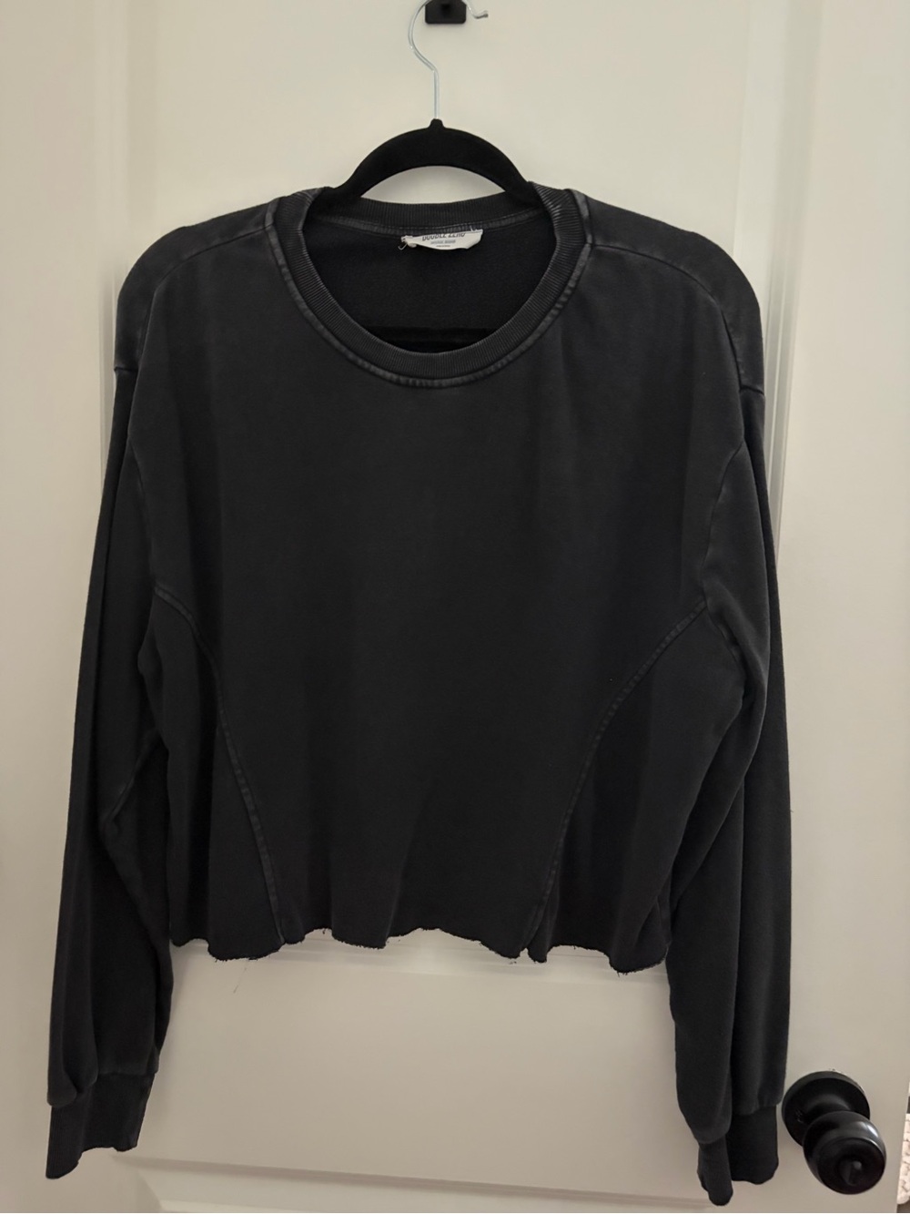 Double Zero Black Cropped Crewneck Sweatshirt - Women